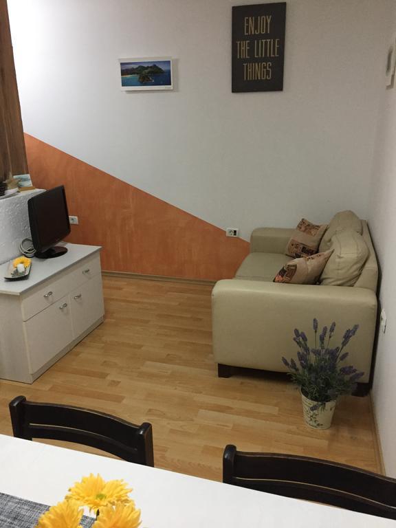 Apartment Retro III Koper Eksteriør bilde