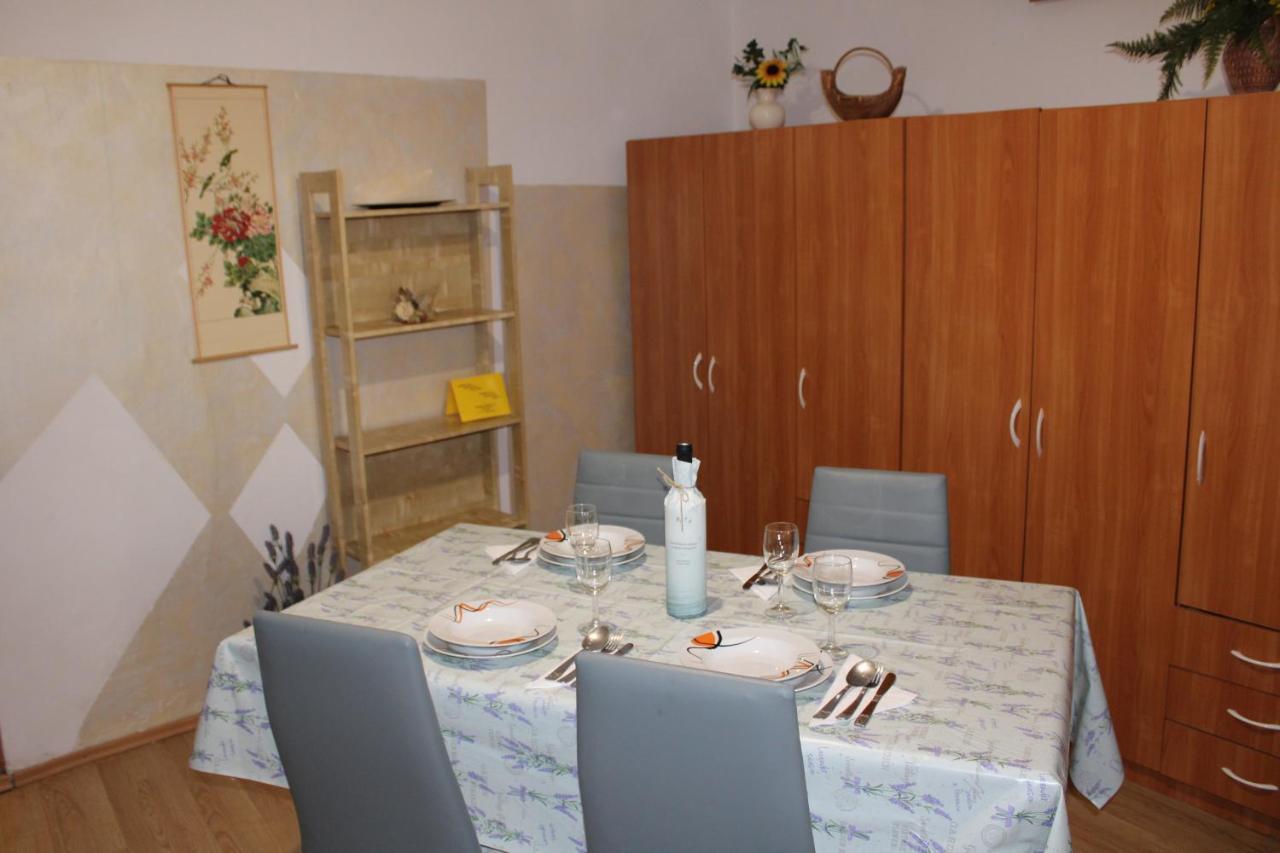 Apartment Retro III Koper Eksteriør bilde